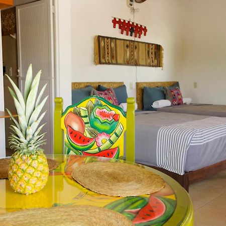 Lalora Hotel & Villas San Patricio Melaque Exteriör bild